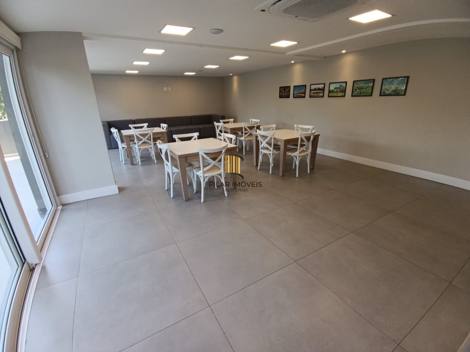 Apartamento 2 dormitórios/quartos, 1 vaga/box, no Bairro Partenon em Porto Alegre RS