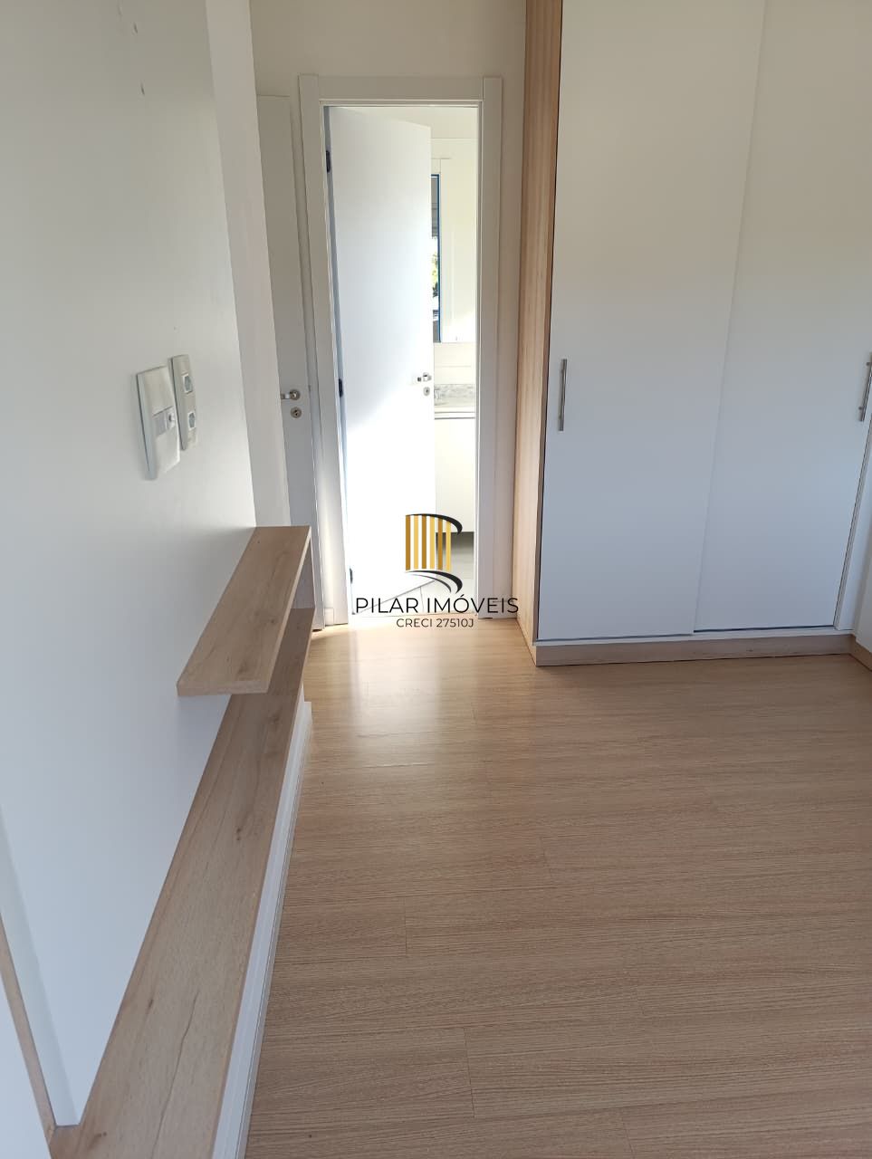 Apartamento 2 dormitórios/quartos, 1 vaga/box, no Bairro Partenon em Porto Alegre RS