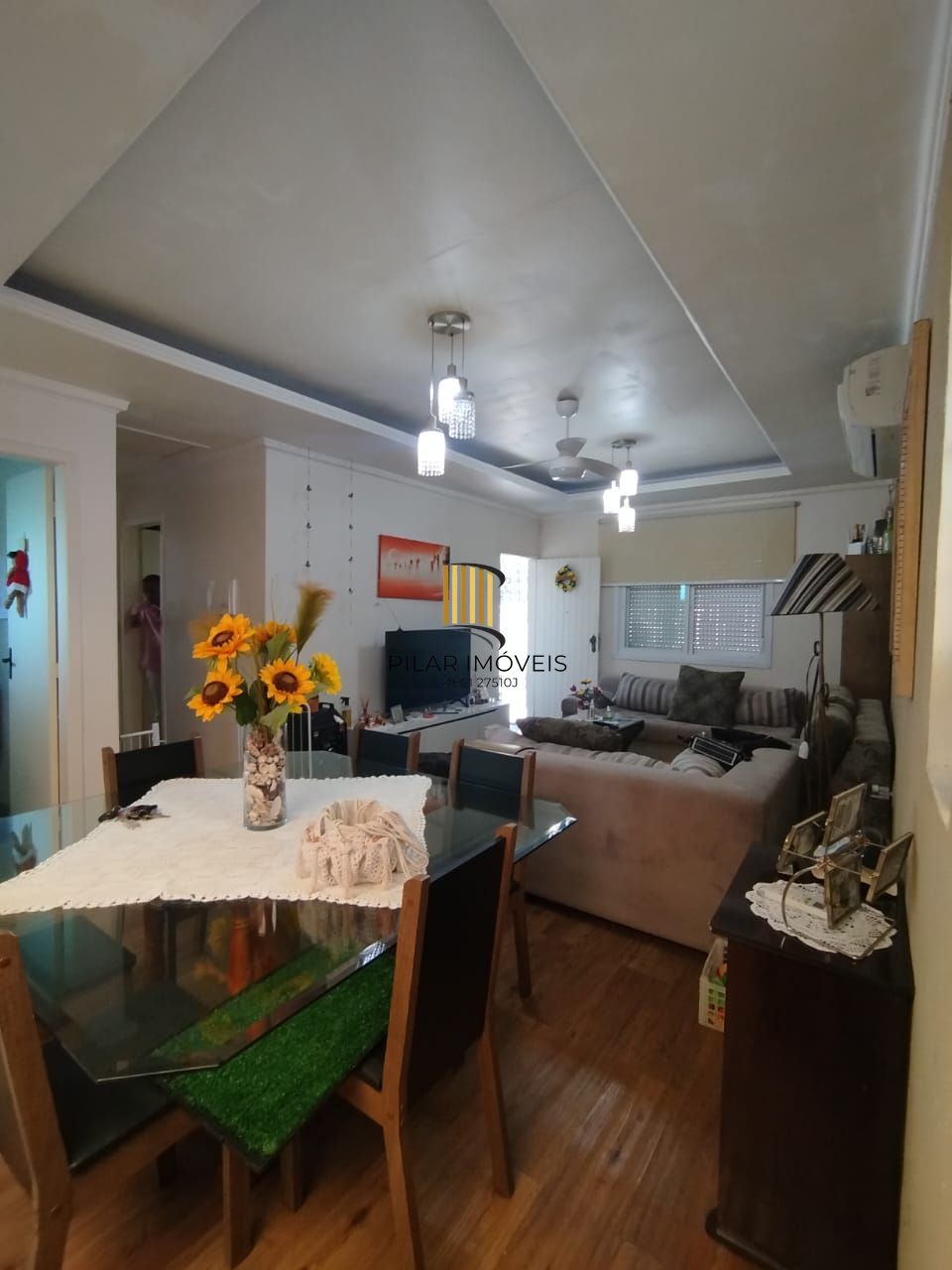 Ótima casa c/3 quartos, suite, 2 vagas e 120m², próximo á Igreja São Jorge