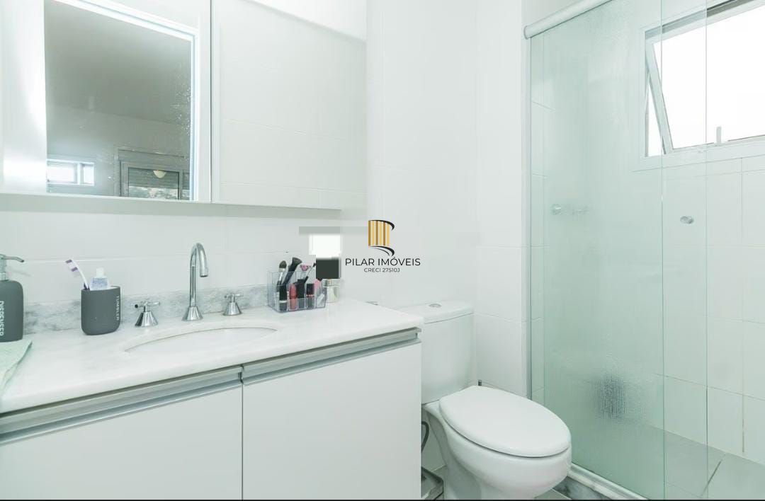 Apartamento 2 dormitórios/quartos, 1 vaga/box, no Bairro Partenon em Porto Alegre RS