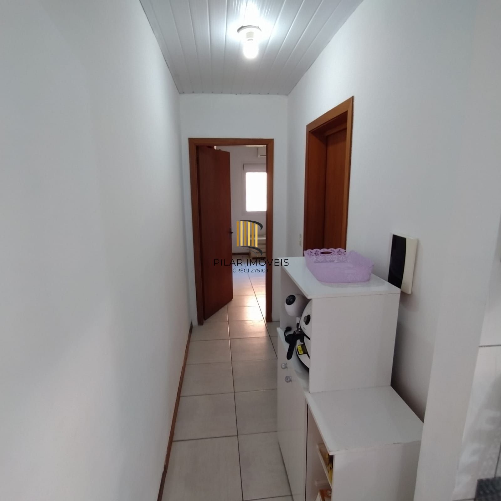 Casa 2 quartos, 2 vagas, portão de correr com motor, pátio, próximo ao Carrefour Viamão.