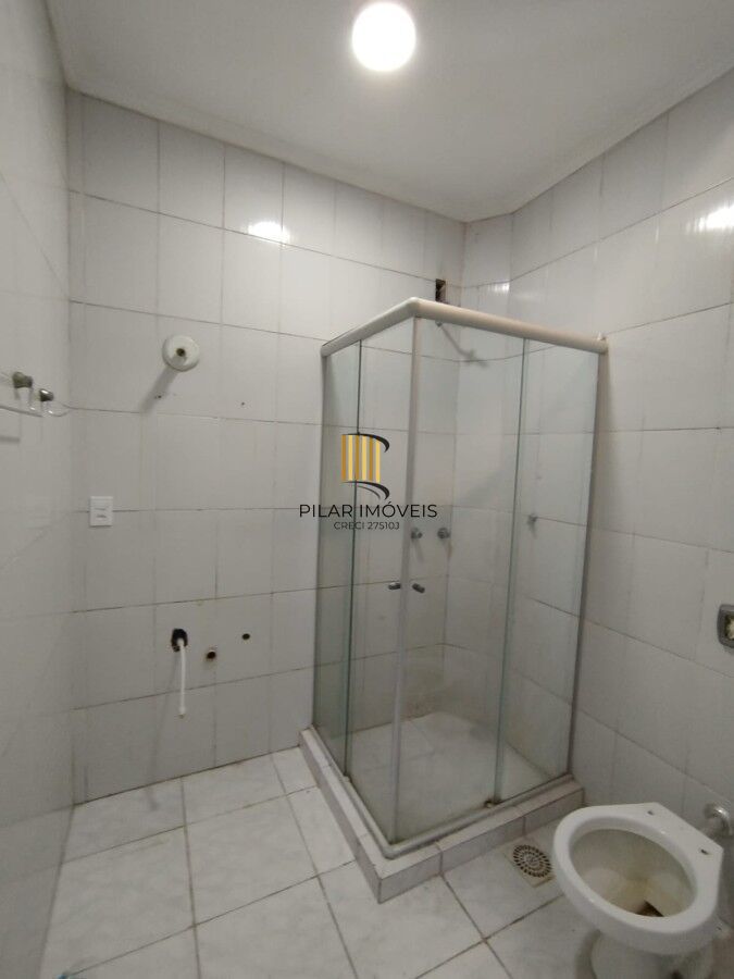 Sobrado triplex com 142m² -  apenas R$ 2.500,00 m² - aceita FGTS/FInanciamento