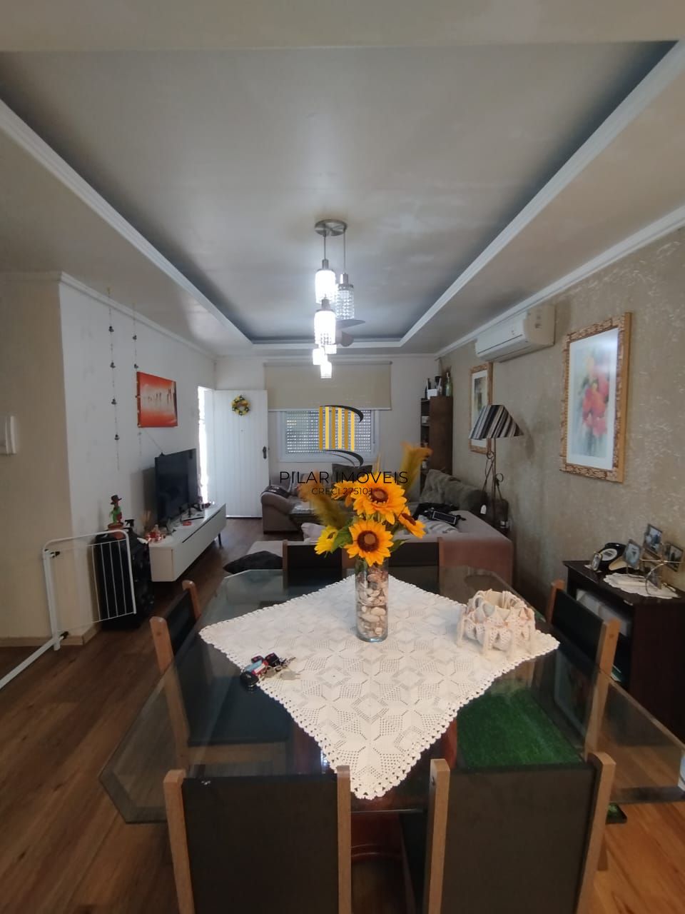 Ótima casa c/3 quartos, suite, 2 vagas e 120m², próximo á Igreja São Jorge