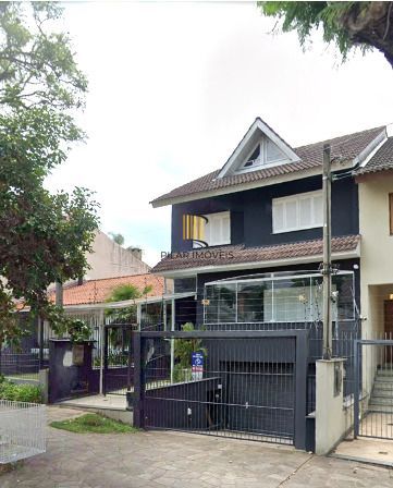 Casa a venda, 4 quartos, 2 vagas, 4 banheiros, Bairro Chacara das Pedras, em Porto Alegre/RS