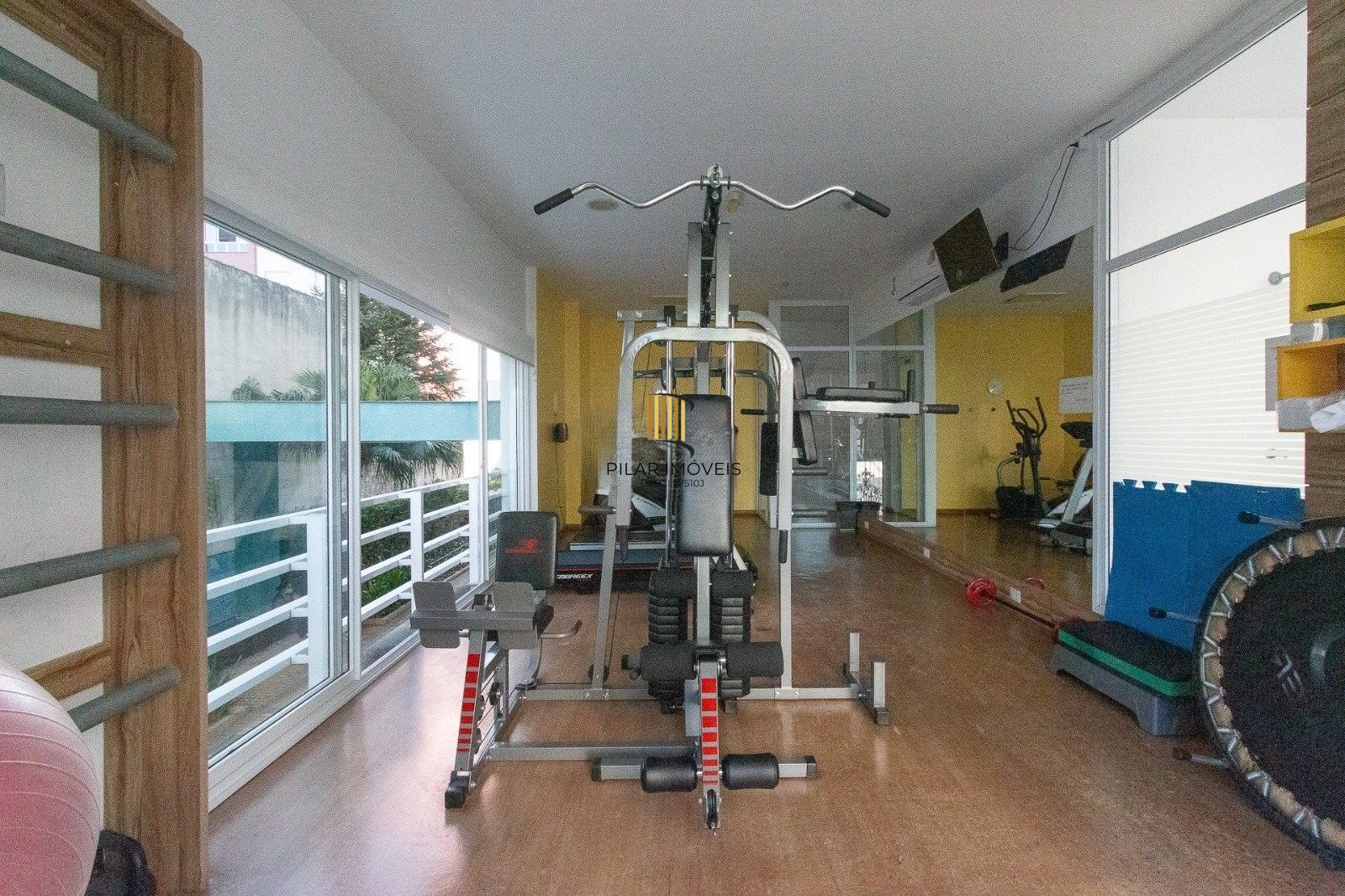 Apartamento 3 dormitórios, 1 suíte, 2 banheiros, 3 vagas, Bairro Passo D'Areia, em Porto Alegre RS