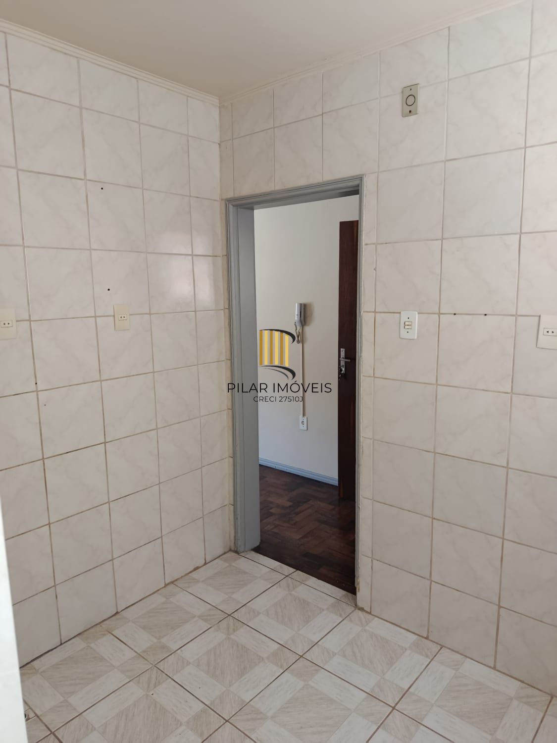 APARTAMENTO 2 DORMITORIOS AV CAPIVARI BAIRRO CRISTAL