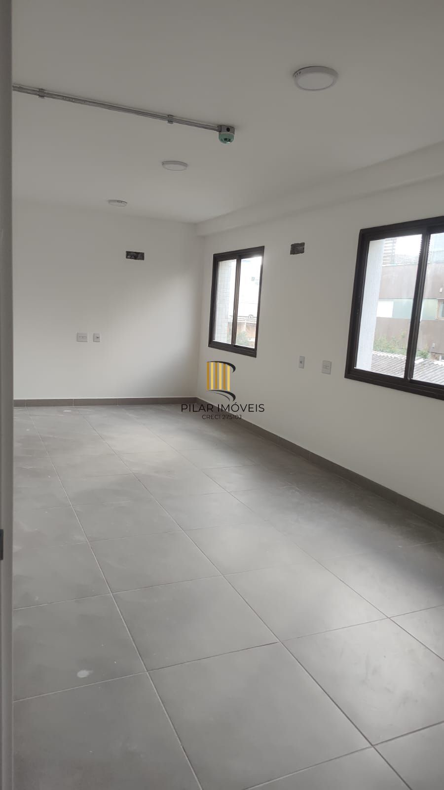 SALA COMERCIAL VENDA RUA PAULINO TEXEIRA PORTO ALEGRE