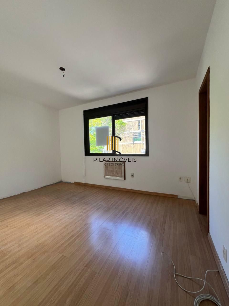 APARTAMENTO 3 DORMITÓRIOS EÇA QUEIROZ PETROPOLIS