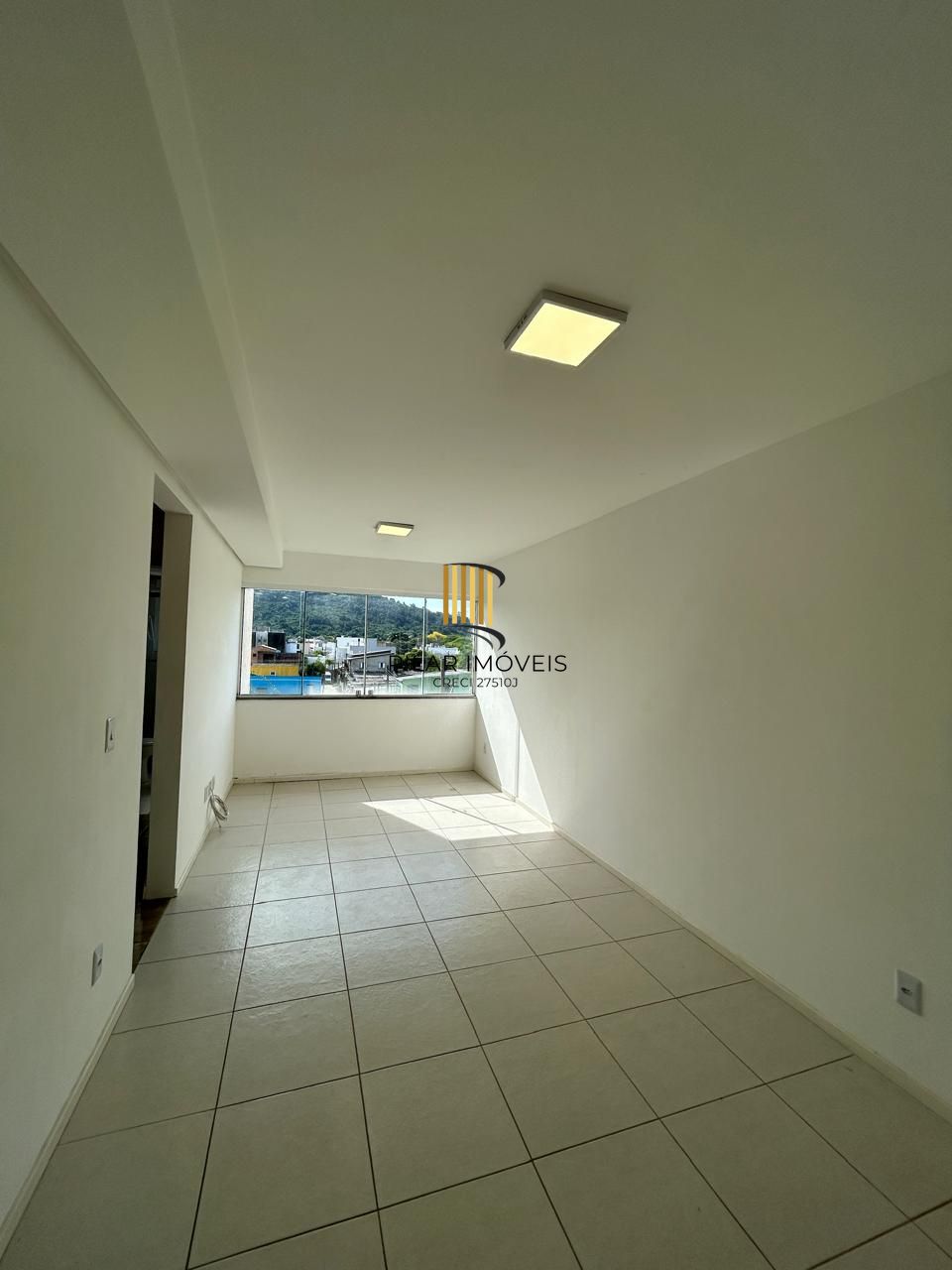 Apartamento  3 dorm  por R$ 238 Mil  Último Andar Vista Livre! Res Campo Dourado