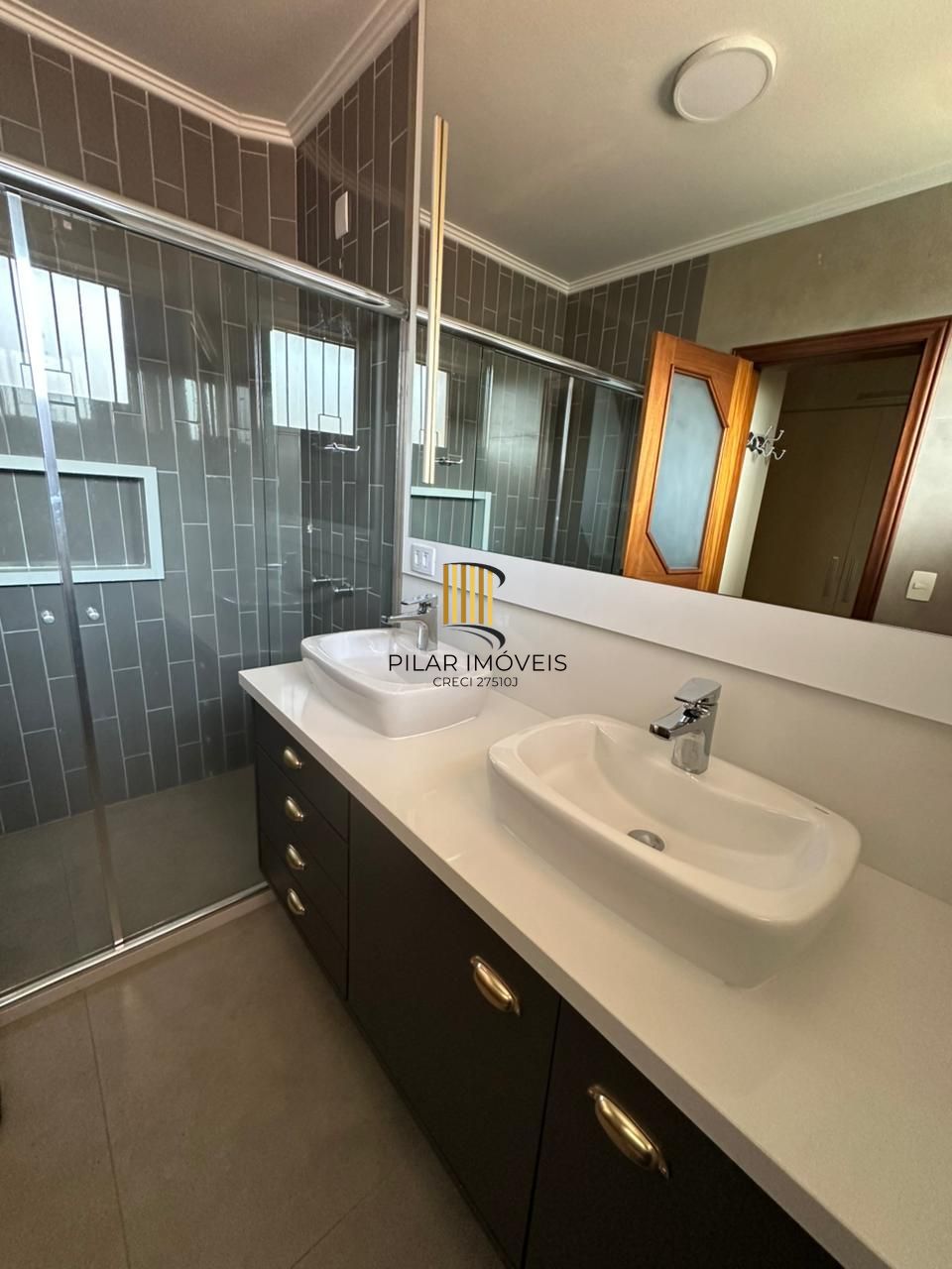 Casa em Condomínio com Espaço Gourmet, Piscina e 3 Dormitórios – Zona Sul