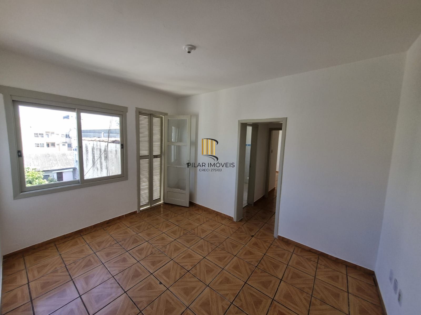 Apartamento à Venda | 1 Dormitório com Terraço | Cidade Baixa