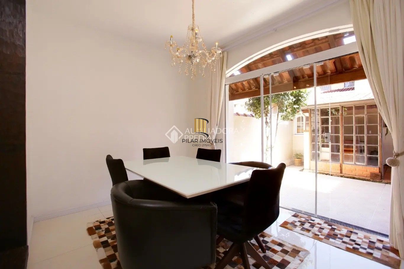 CASA CONDOMINIO 3 DORMITÓRIOS FECHADO ZONA SUL PORTO ALEGRE