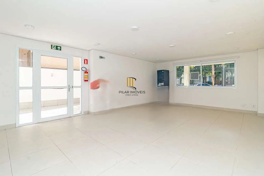 APARTAMENTO 2 DORMITÓRIOS COM SUITE RUA CARLOS VON KOZERITZ  BAIRRO HIGIANOPOLIS