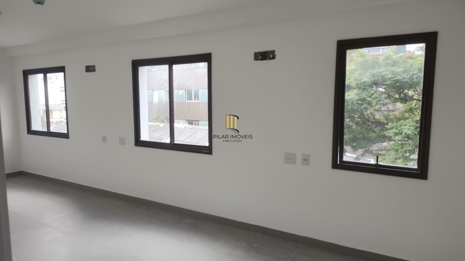 SALA COMERCIAL VENDA RUA PAULINO TEXEIRA PORTO ALEGRE
