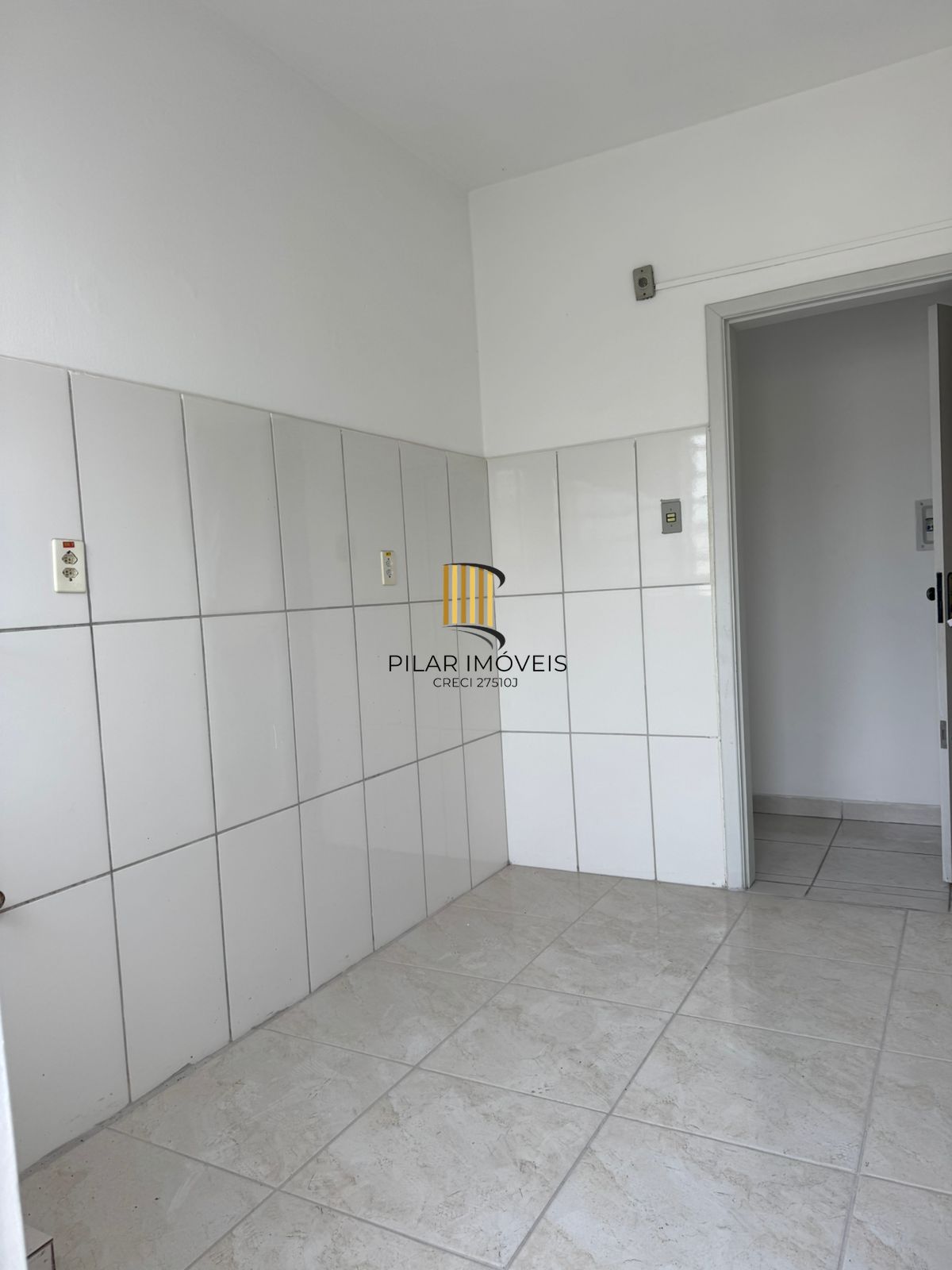 Apartamento Pronto para Morar! 1 Dormitório na Rua Lima e Sila – Apenas R$ 199.000