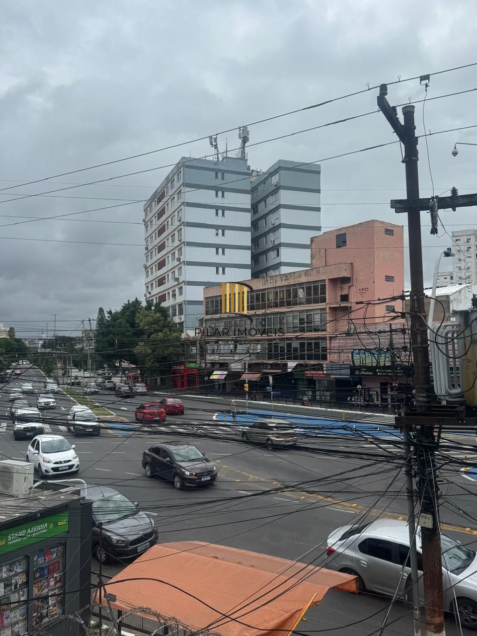 Apartamento de 2 Dormitórios na Av. Azenha - Ótima Oportunidade