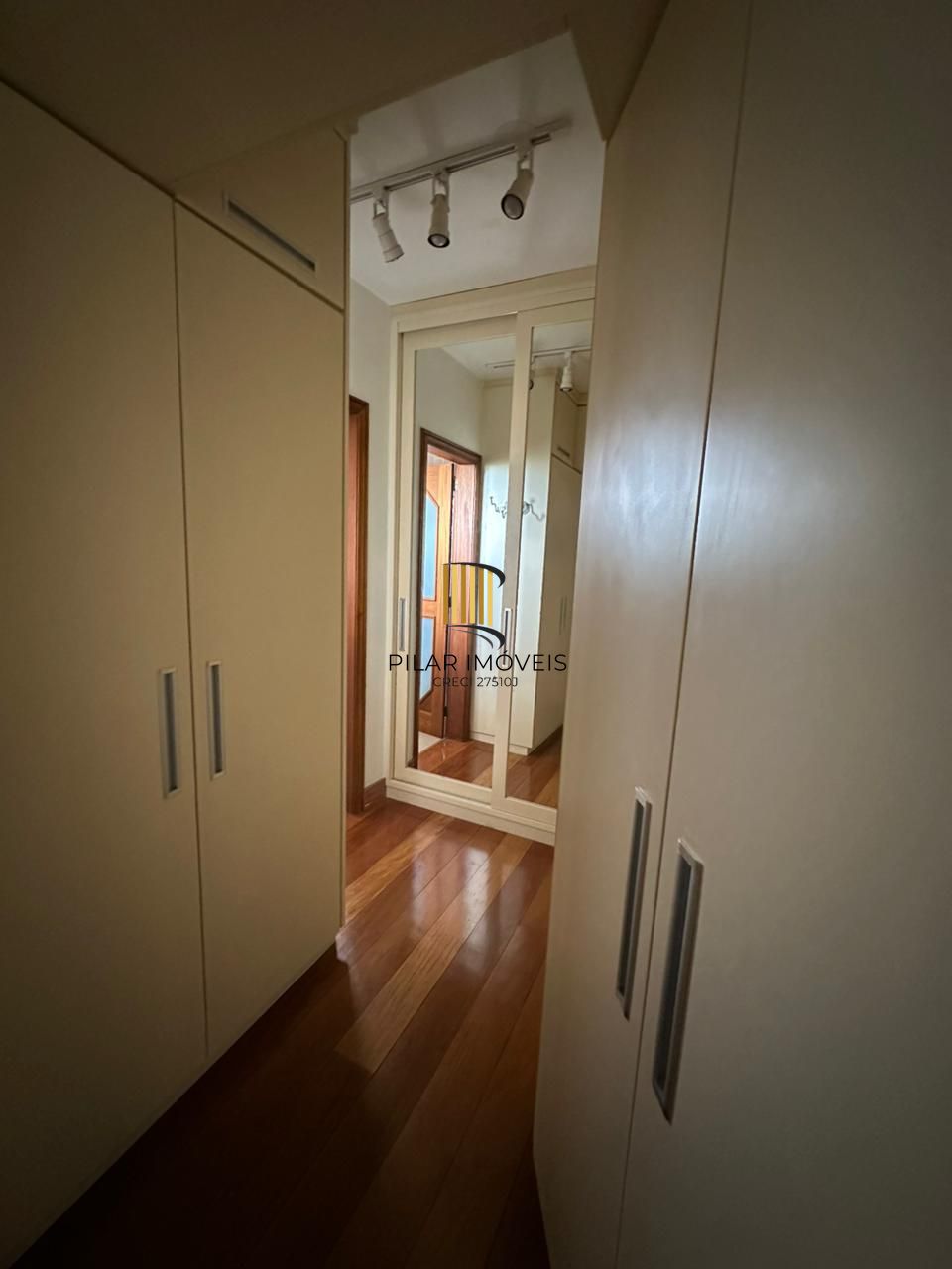 Casa em Condomínio com Espaço Gourmet, Piscina e 3 Dormitórios – Zona Sul