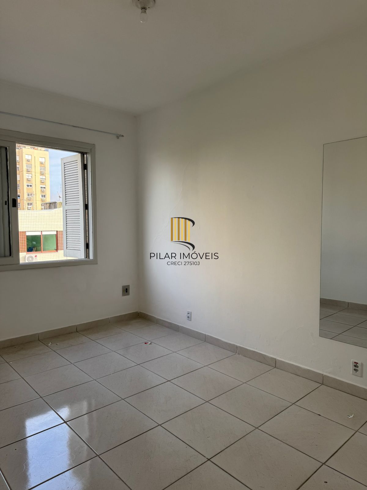 Apartamento Pronto para Morar! 1 Dormitório na Rua Lima e Sila – Apenas R$ 199.000