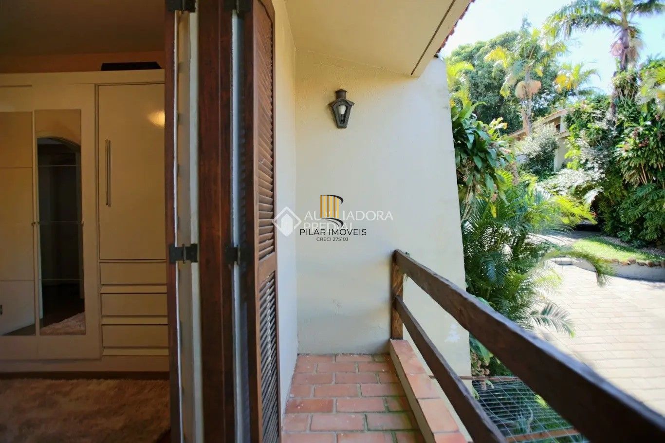 CASA CONDOMINIO 3 DORMITÓRIOS FECHADO ZONA SUL PORTO ALEGRE