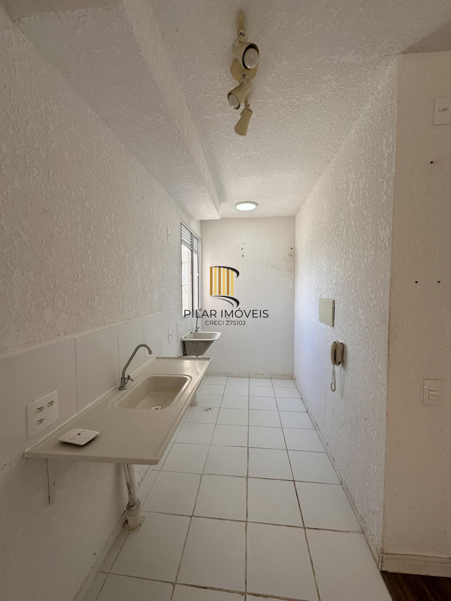 APARTAMENTO 2 DORMITÓRIOS CANOAS