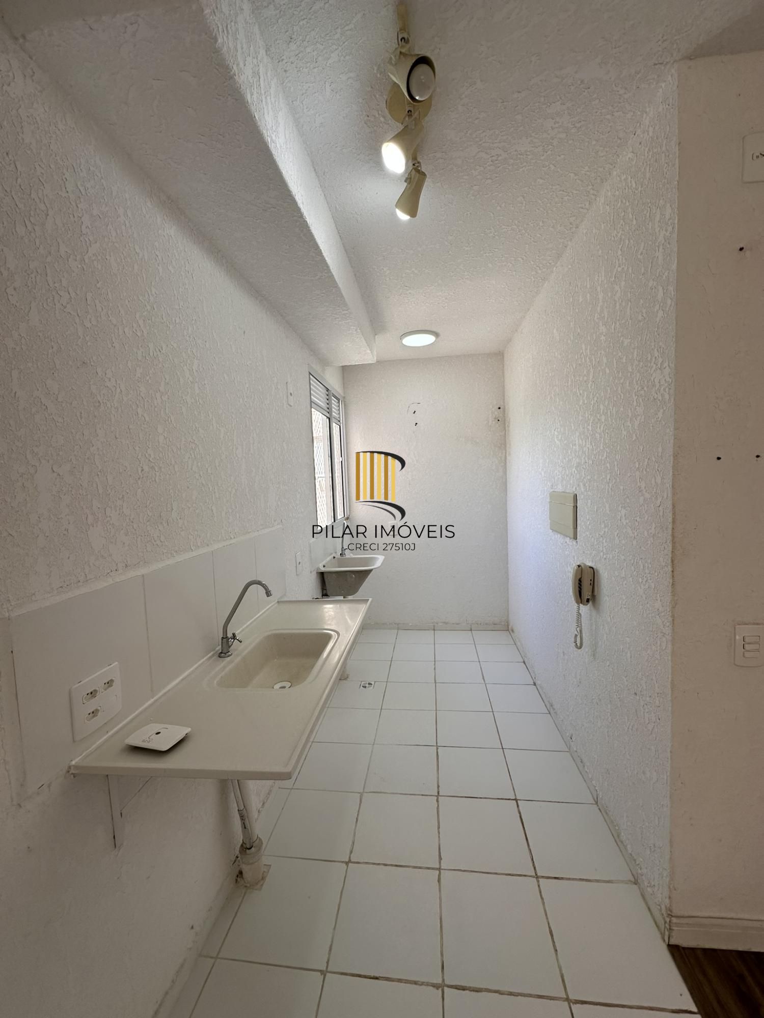 APARTAMENTO 2 DORMITÓRIOS CANOAS