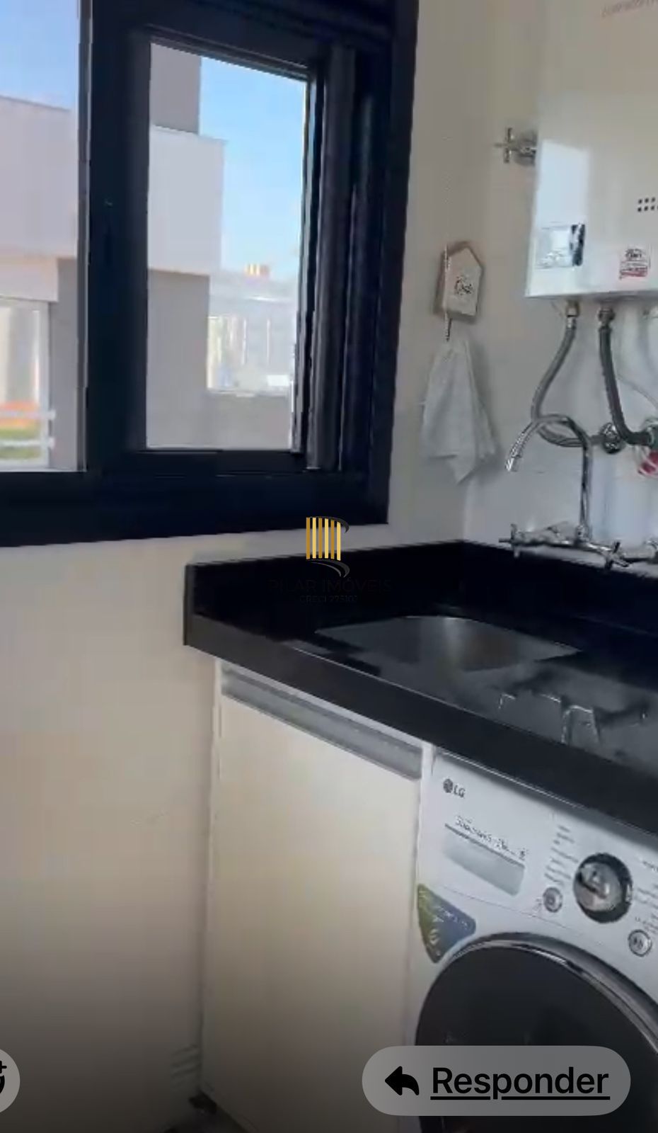 APARTAMENTO 2 DORMITÓRIOS C SUÍTE MOBILIADO BAIRRO MENINO DEUS PORTO ALEGRE