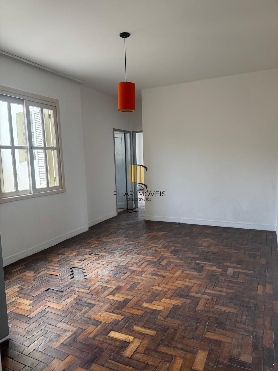 Apartamento de 2 Dormitórios na Av. Azenha - Ótima Oportunidade