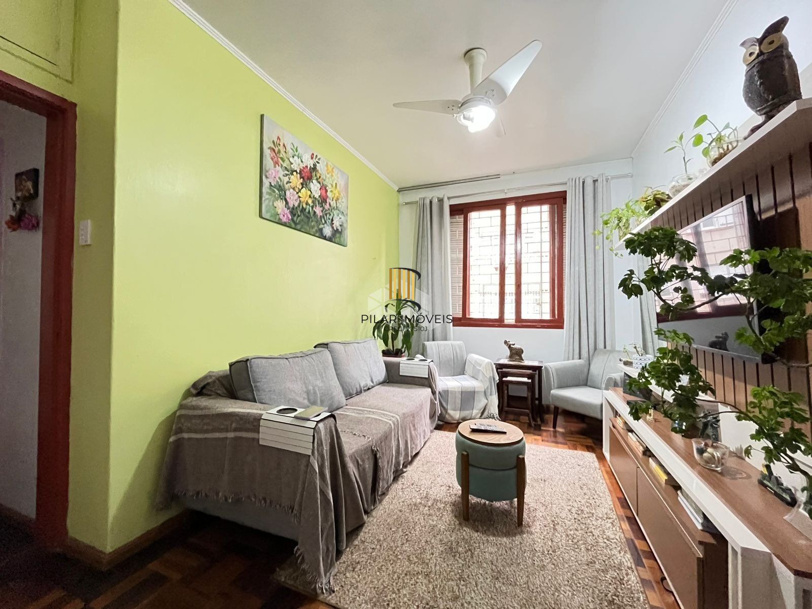 APARTAMENTO 3 DORMITORIOS TRANSFORMADO EM 2 DORMITÓRIOS CIDADE BAIXA