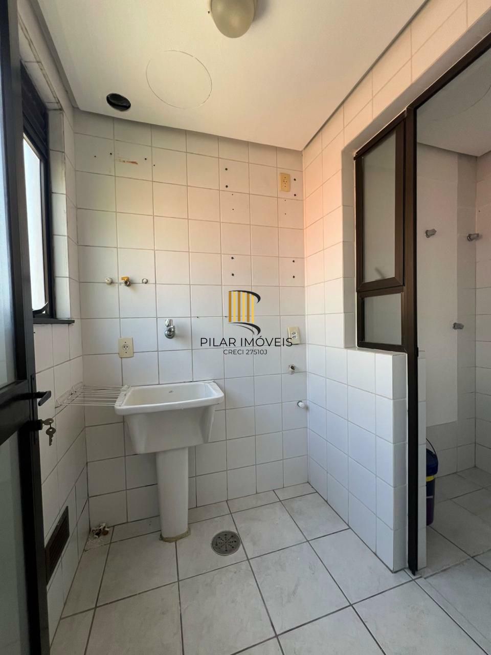 APARTAMENTO 3 DORMITÓRIOS EÇA QUEIROZ PETROPOLIS