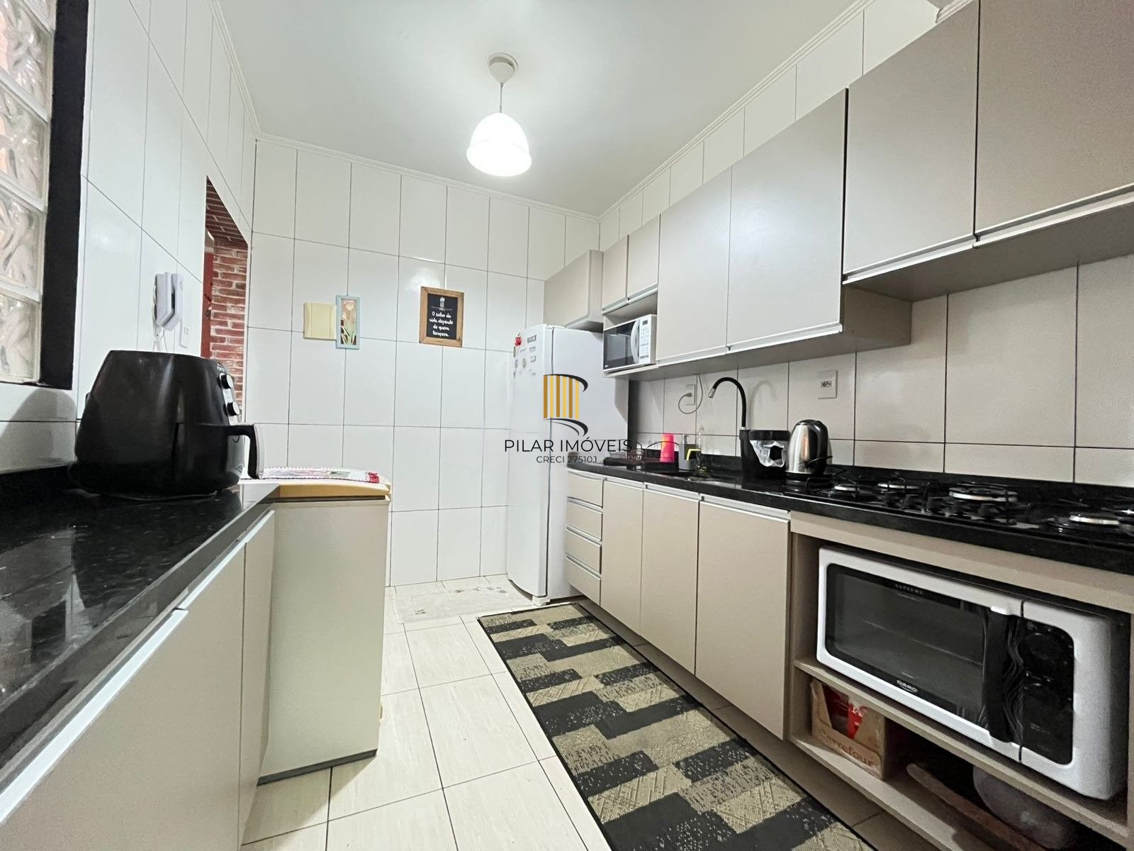 APARTAMENTO 3 DORMITORIOS TRANSFORMADO EM 2 DORMITÓRIOS CIDADE BAIXA