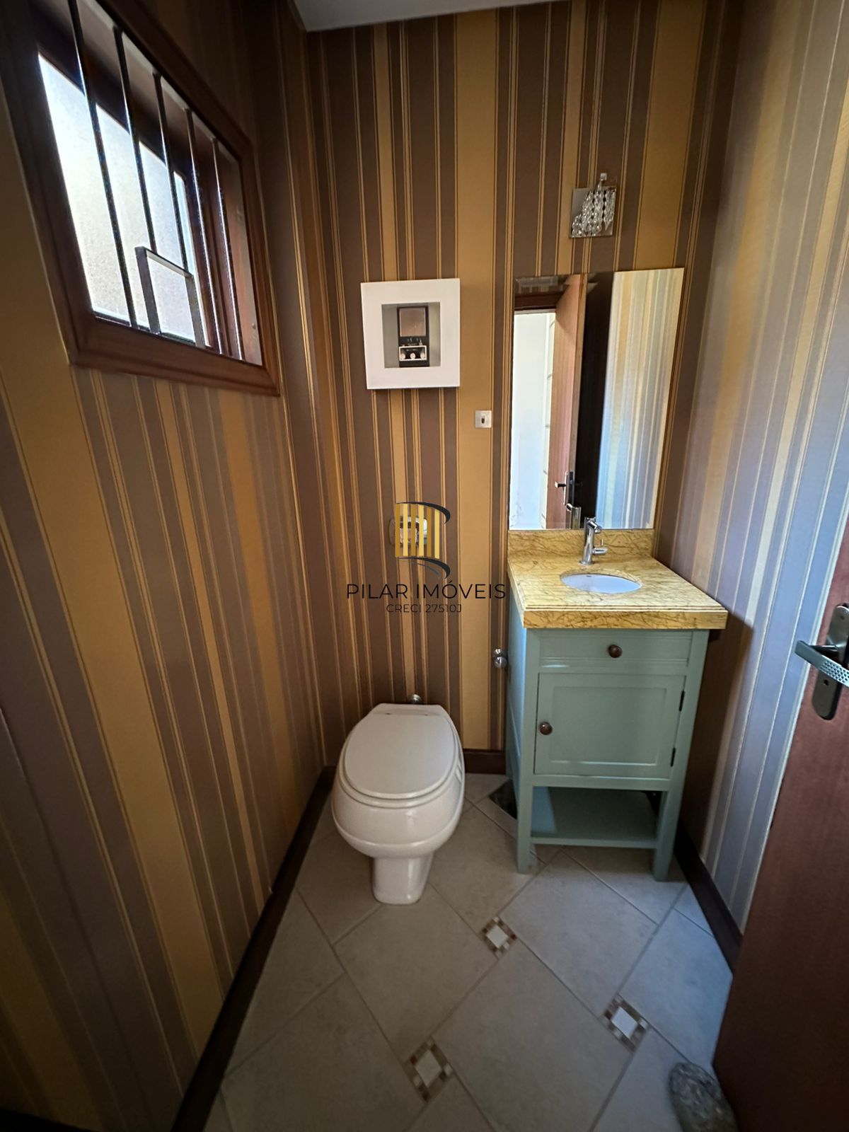 Casa em Condomínio com Espaço Gourmet, Piscina e 3 Dormitórios – Zona Sul