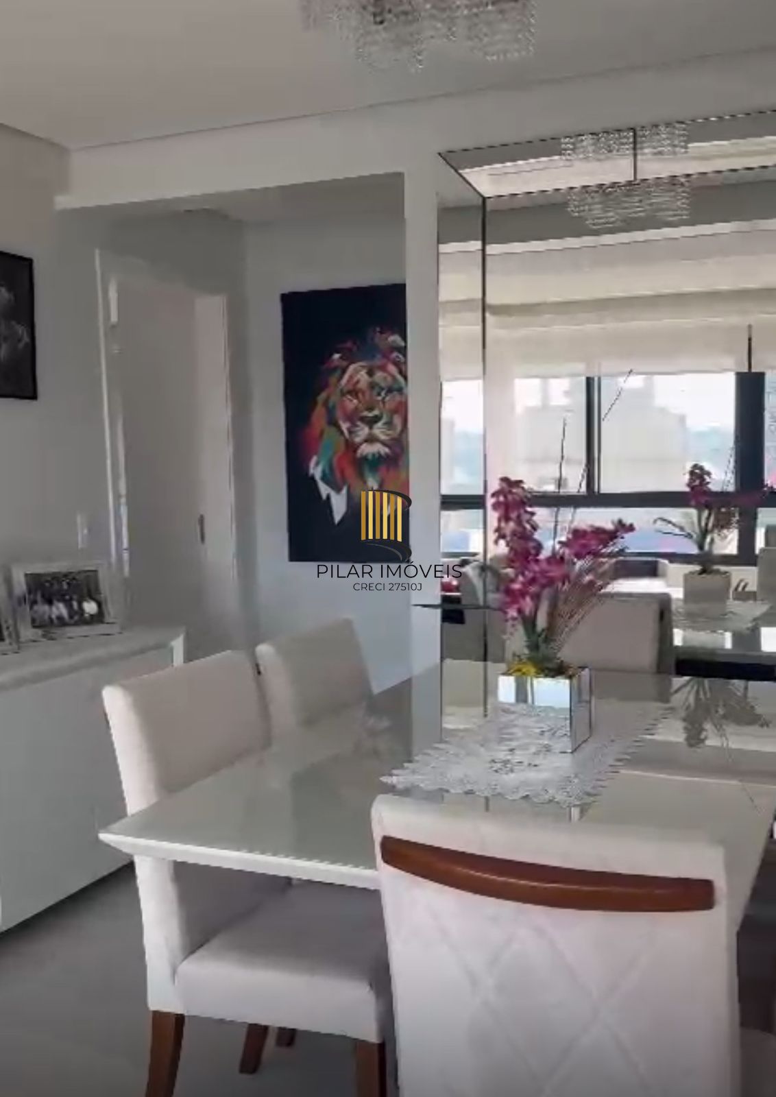 APARTAMENTO 2 DORMITÓRIOS C SUÍTE MOBILIADO BAIRRO MENINO DEUS PORTO ALEGRE