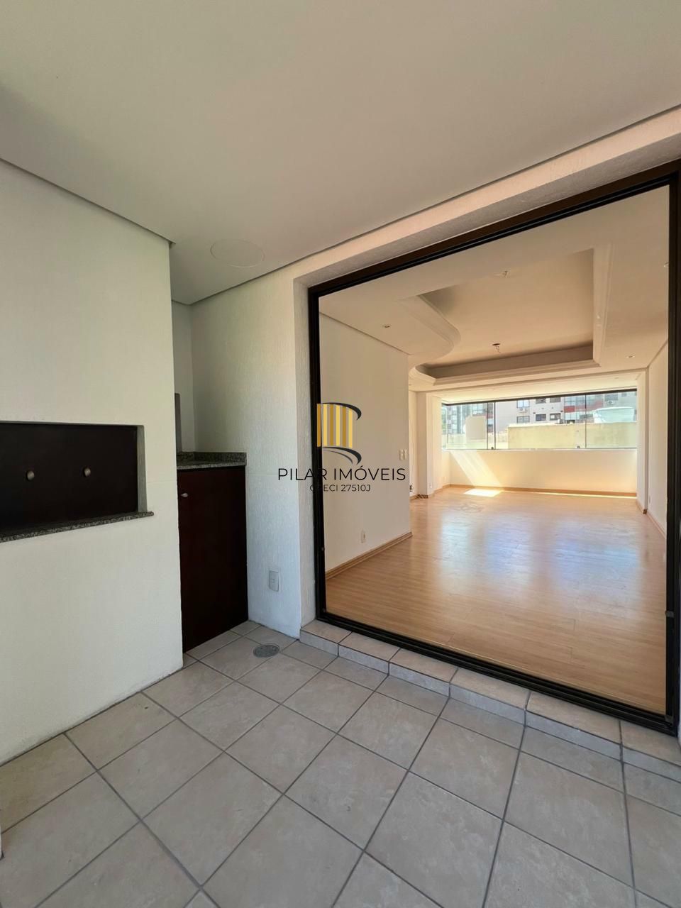 APARTAMENTO 3 DORMITÓRIOS EÇA QUEIROZ PETROPOLIS