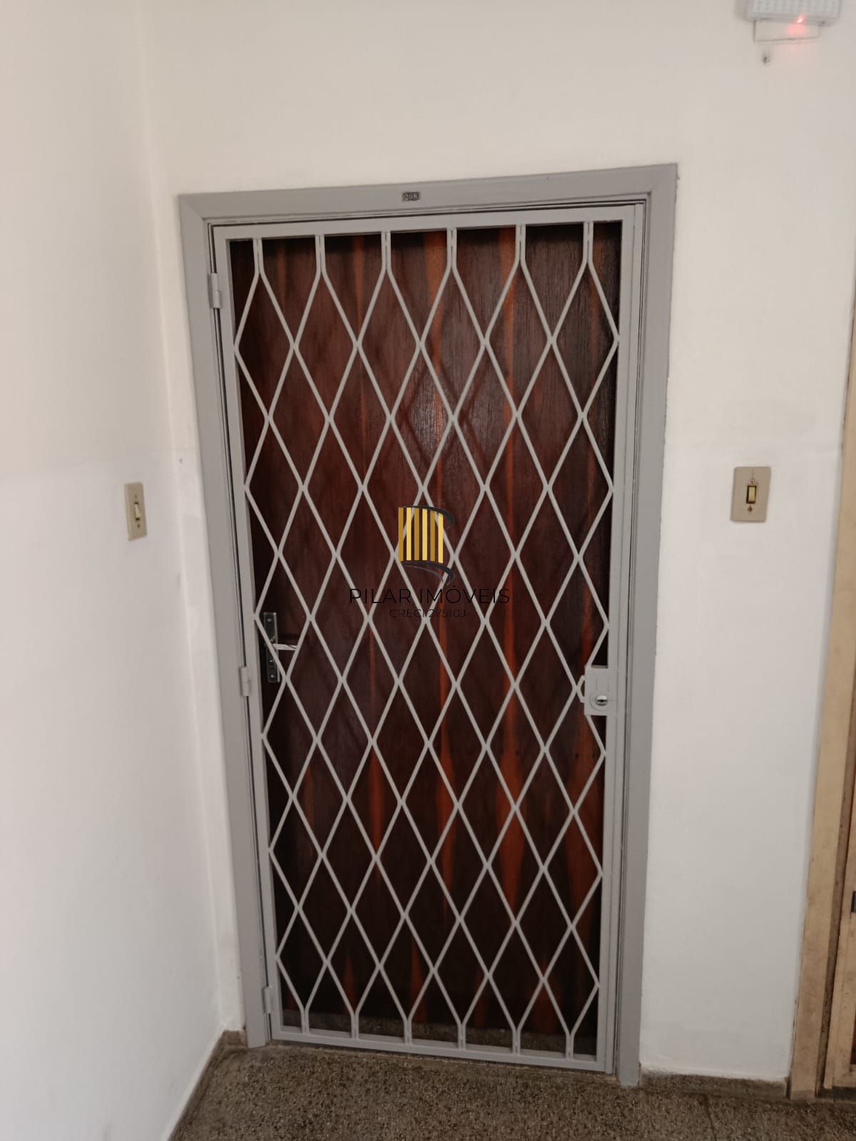 APARTAMENTO 2 DORMITORIOS AV CAPIVARI BAIRRO CRISTAL - Pilar Imóveis