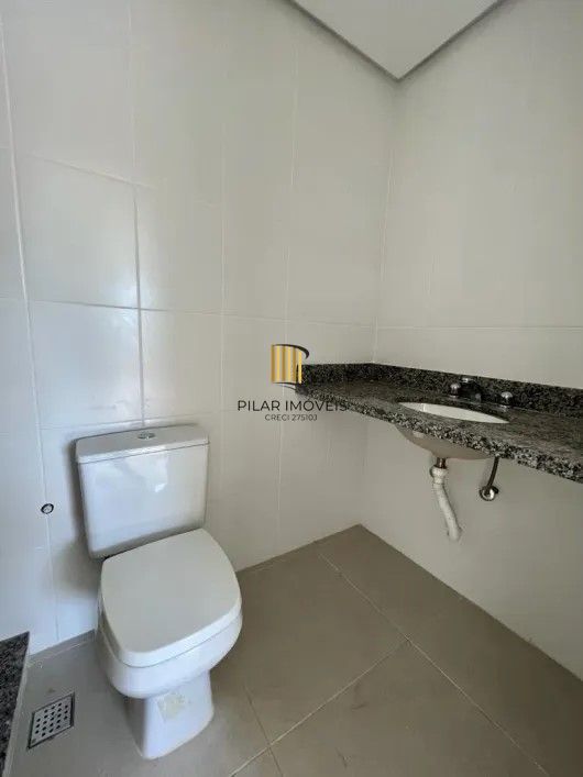 COBERTURA 2 DORMITÓRIOS COM SUITE 2 VAGAS LANDEL DE MOURA TRISTEZA