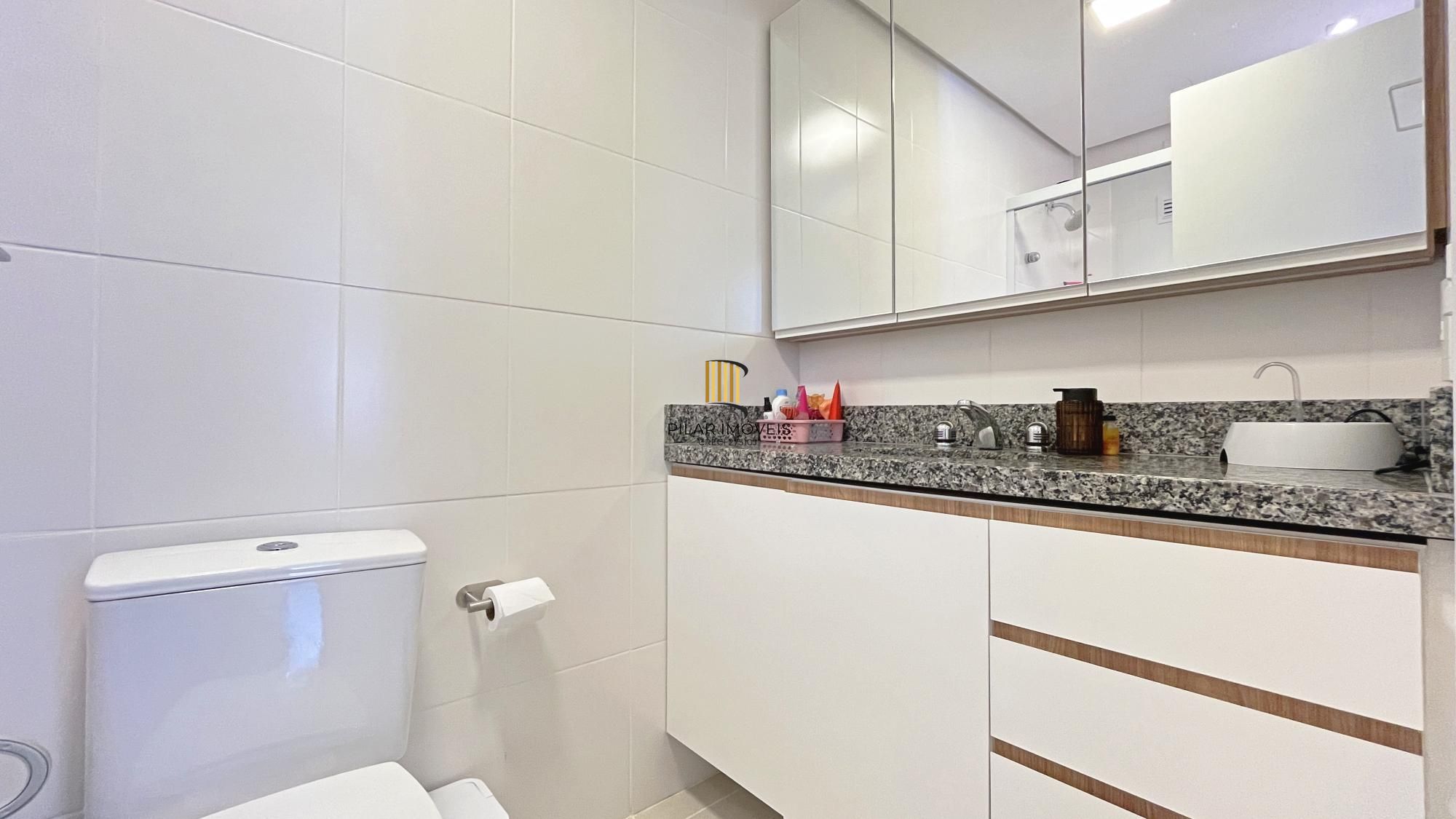 APARTAMENTO 2 DORMITÓRIOS COM SUITE E GARDEN BAIRRO TRITEZA  RUA LANDEL MOURA ZONA SUL PORTO ALEGRE