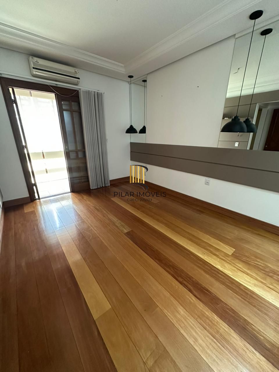 Casa em Condomínio com Espaço Gourmet, Piscina e 3 Dormitórios – Zona Sul