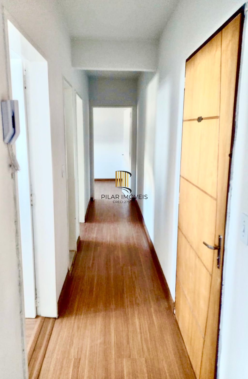 Oportunidade em Porto Alegre: Apartamento com 2 Dormitórios, 1 Vaga no J Sabará