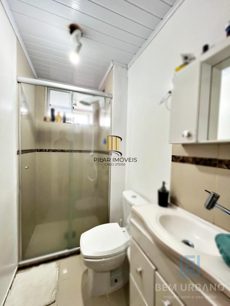 Apartamento 2 Dorms reformado, semi-mobiliado, 01 vaga em Jardim Itu