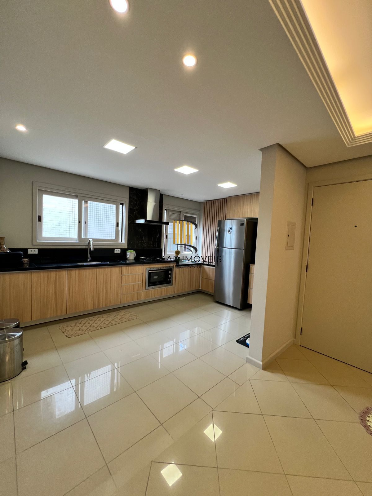 Cobertura Reformada no Jardim Planalto com 3 Vagas e Churrasqueira