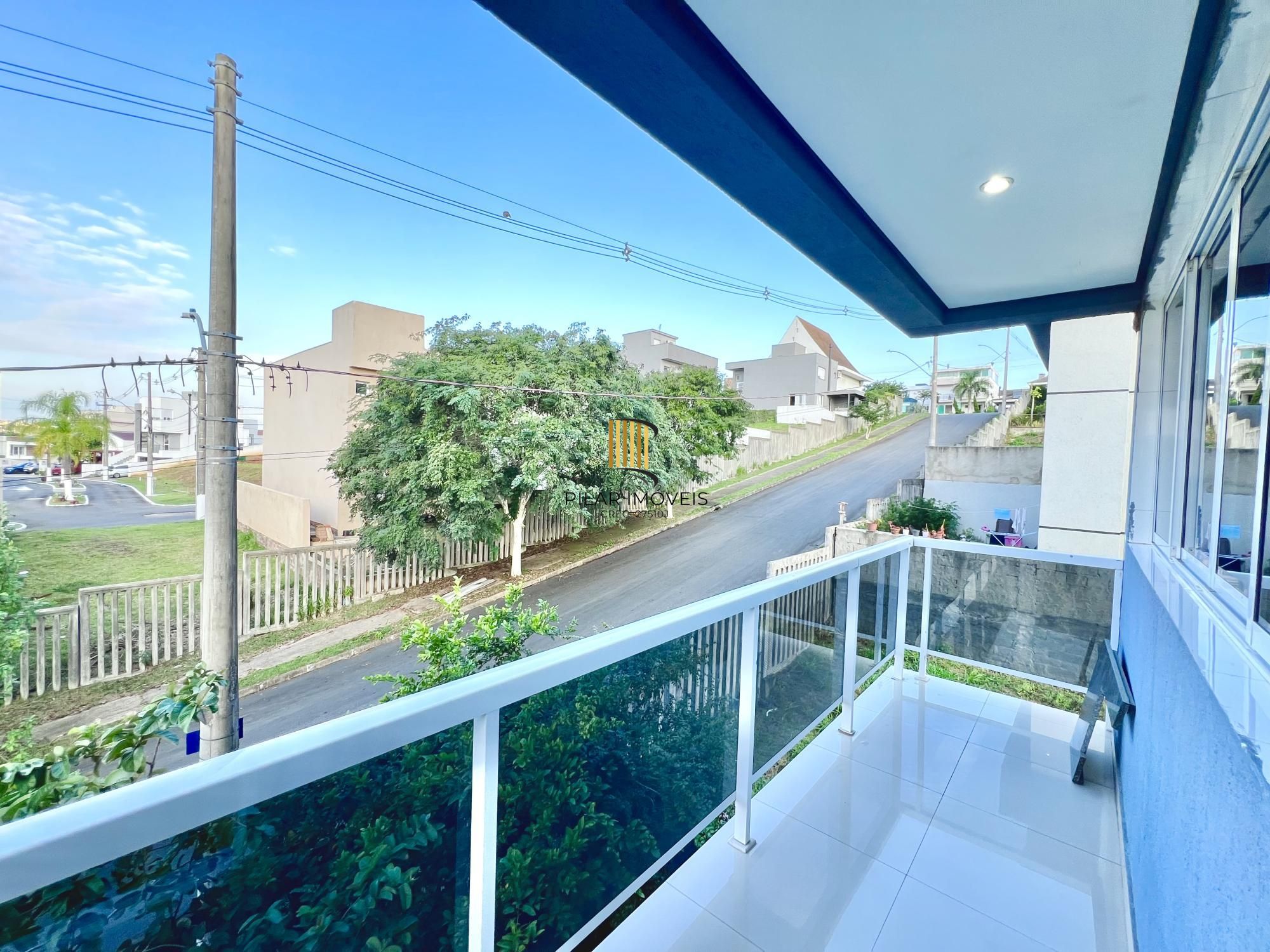 Casa 3 dormitórios com 2 vagas condomínio fechado e lazer completo
