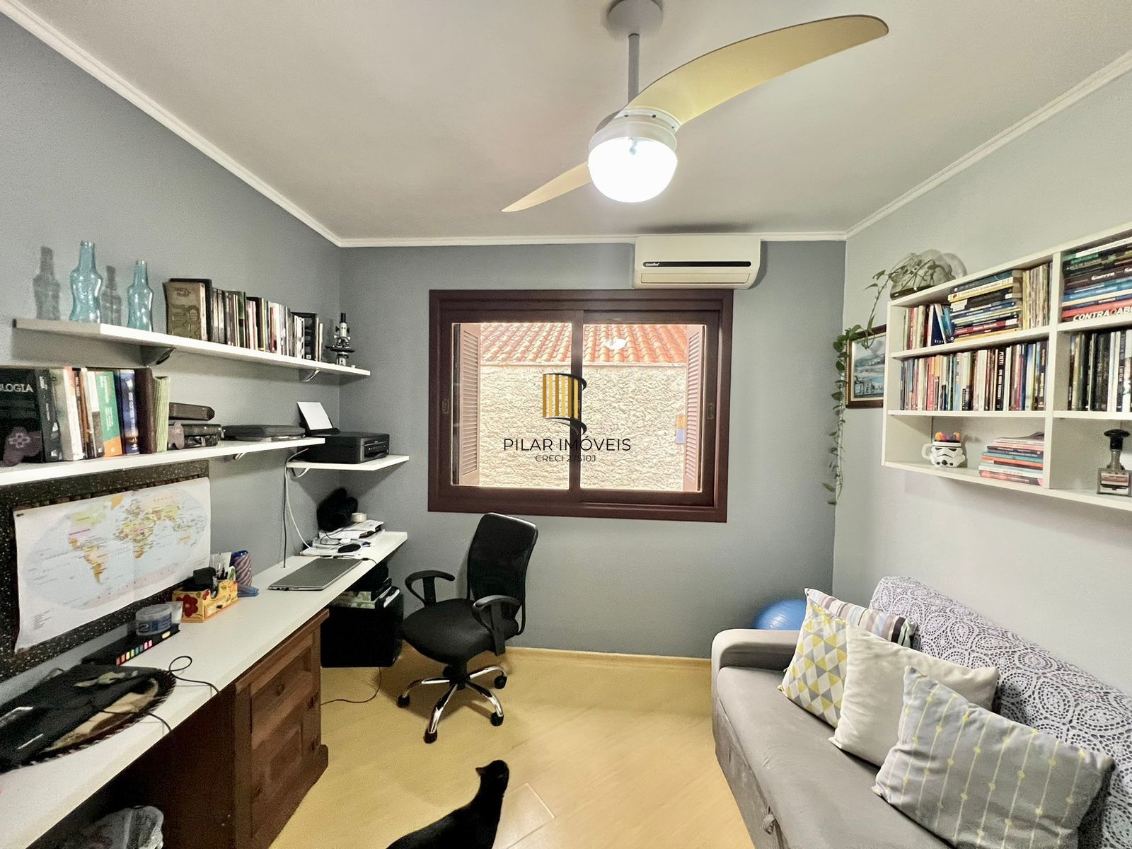 Casa à Venda em Sarandi - 3 Dormitórios, 1 Suíte, 2 vagas