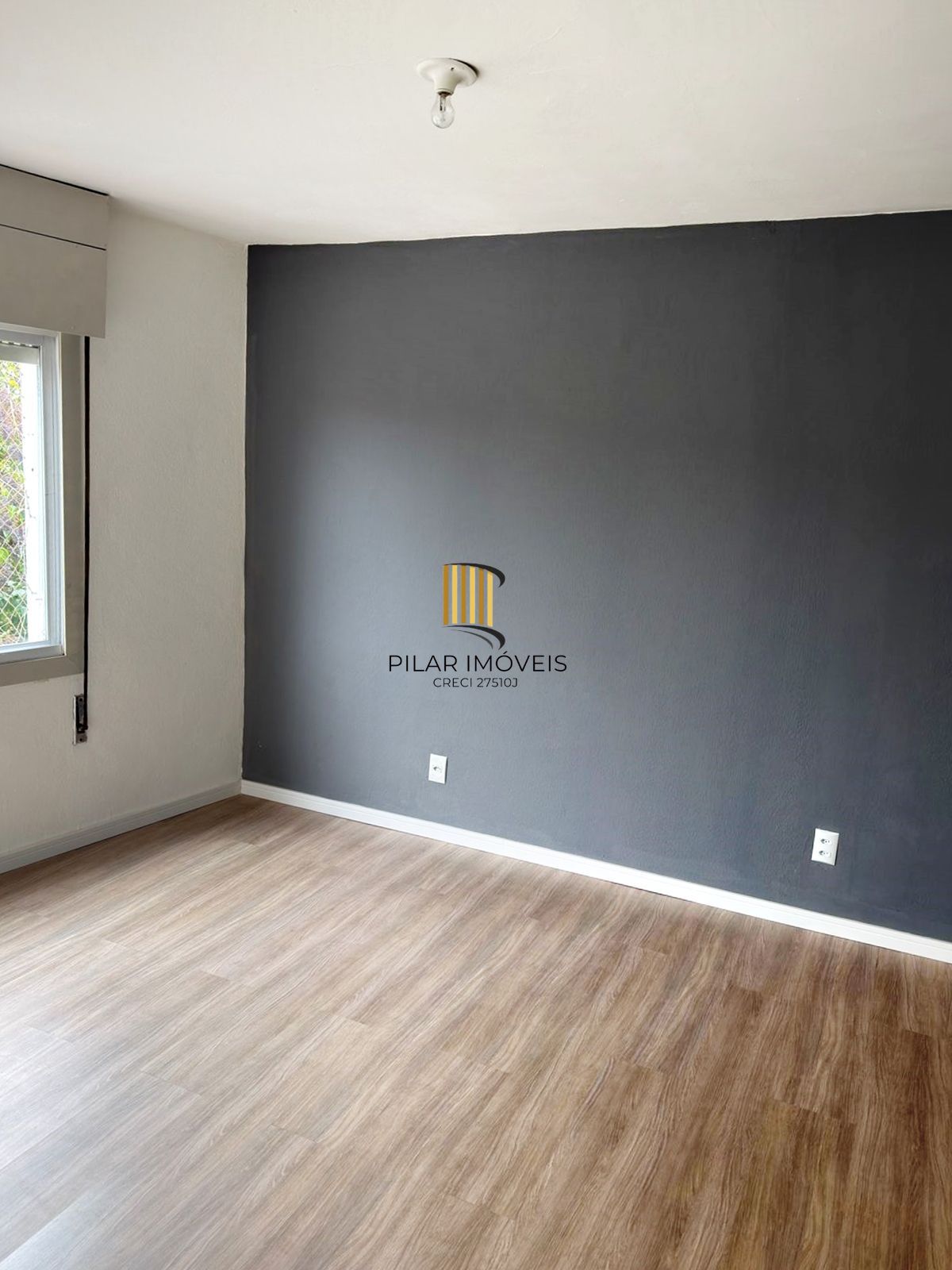 Apartamento 2 dormitórios, 75m², vista livre e vaga coberta