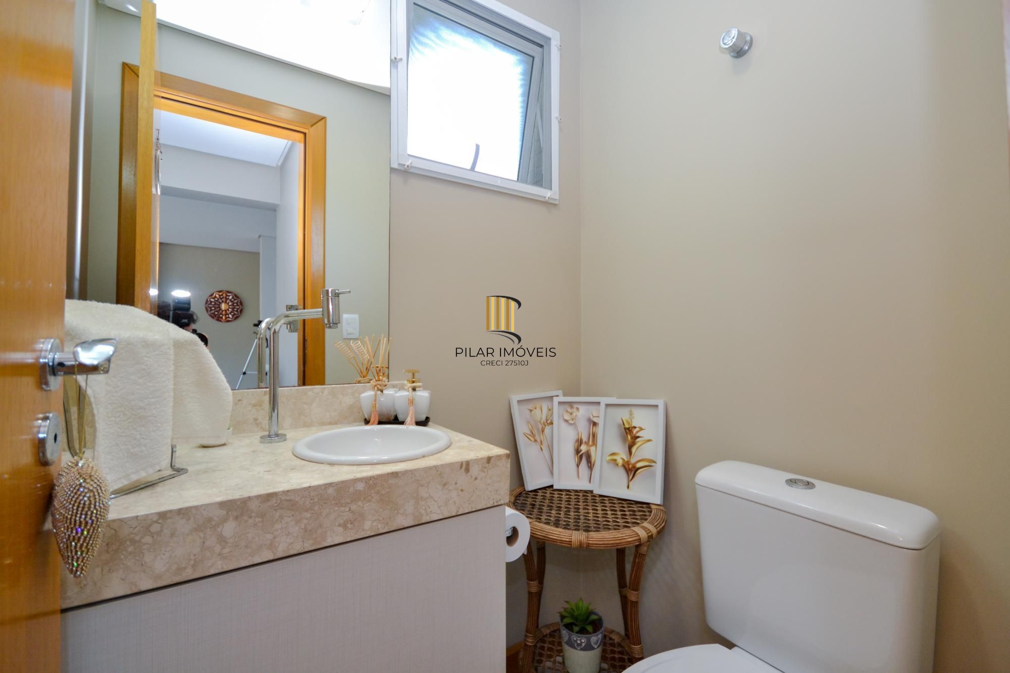 Apartamento 3 Dormitórios com Suíte e 2 Vagas na Tristeza, próximo ao barra shopping