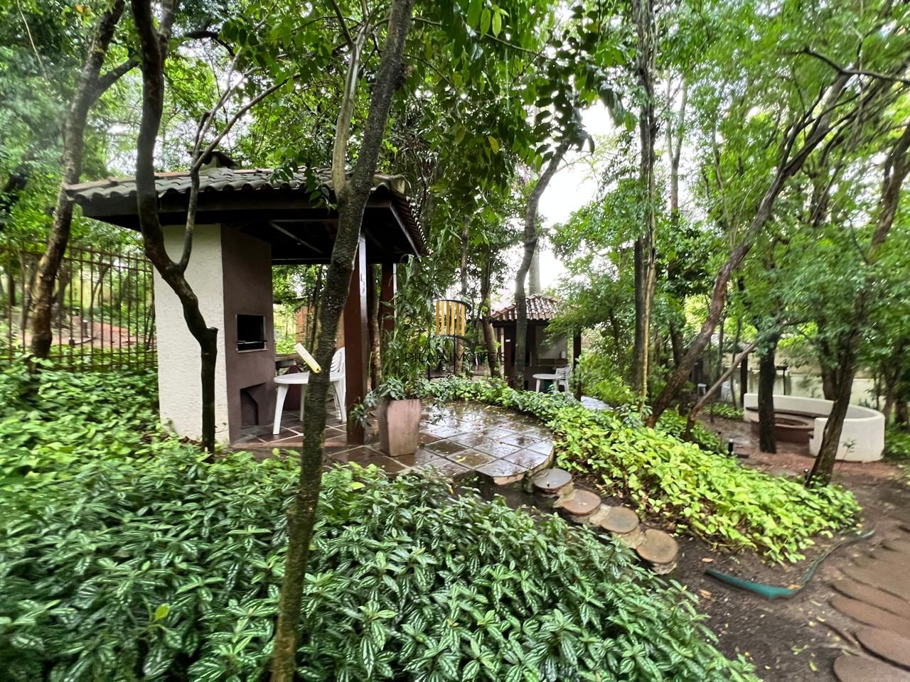 Apartamento 3 dormitórios, suíte e vista linda – Canto dos Pássaros, POA