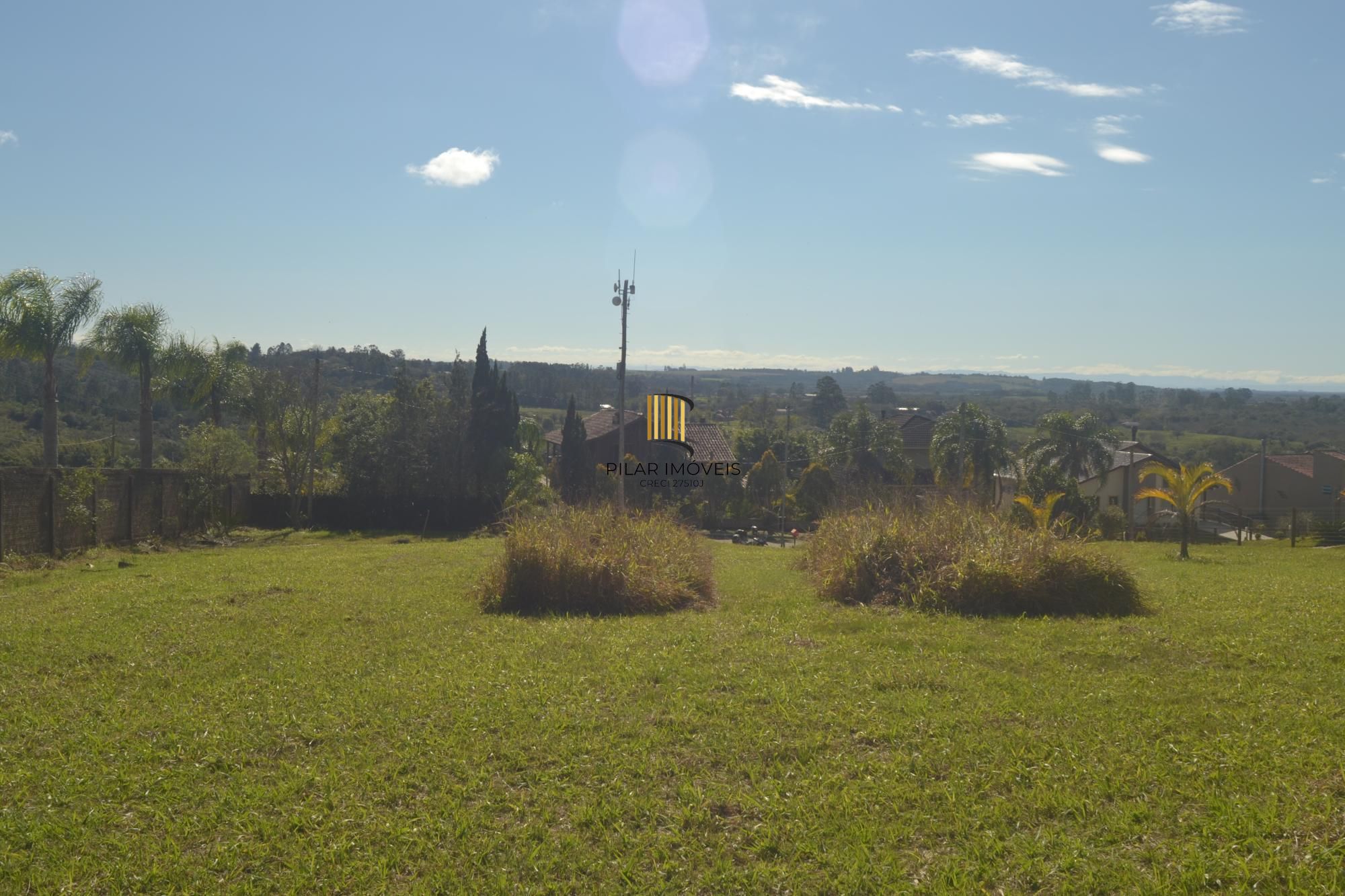 Terreno em condomínio Viamão 1.607,45m, com projeto de casa, prox da rs 118