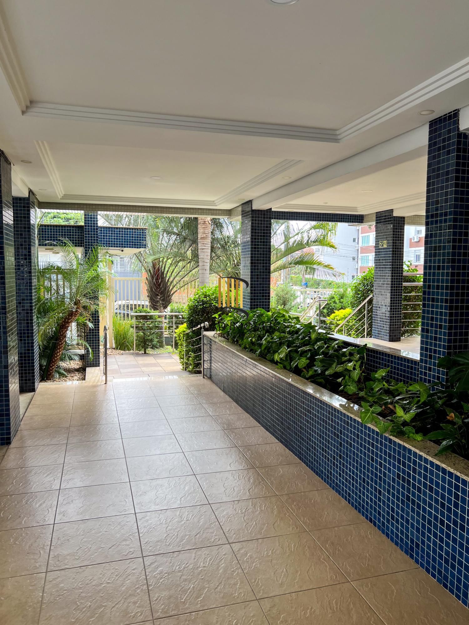 Apartamento 3 Dormitórios com Suíte e 2 Vagas na Tristeza, próximo ao barra shopping