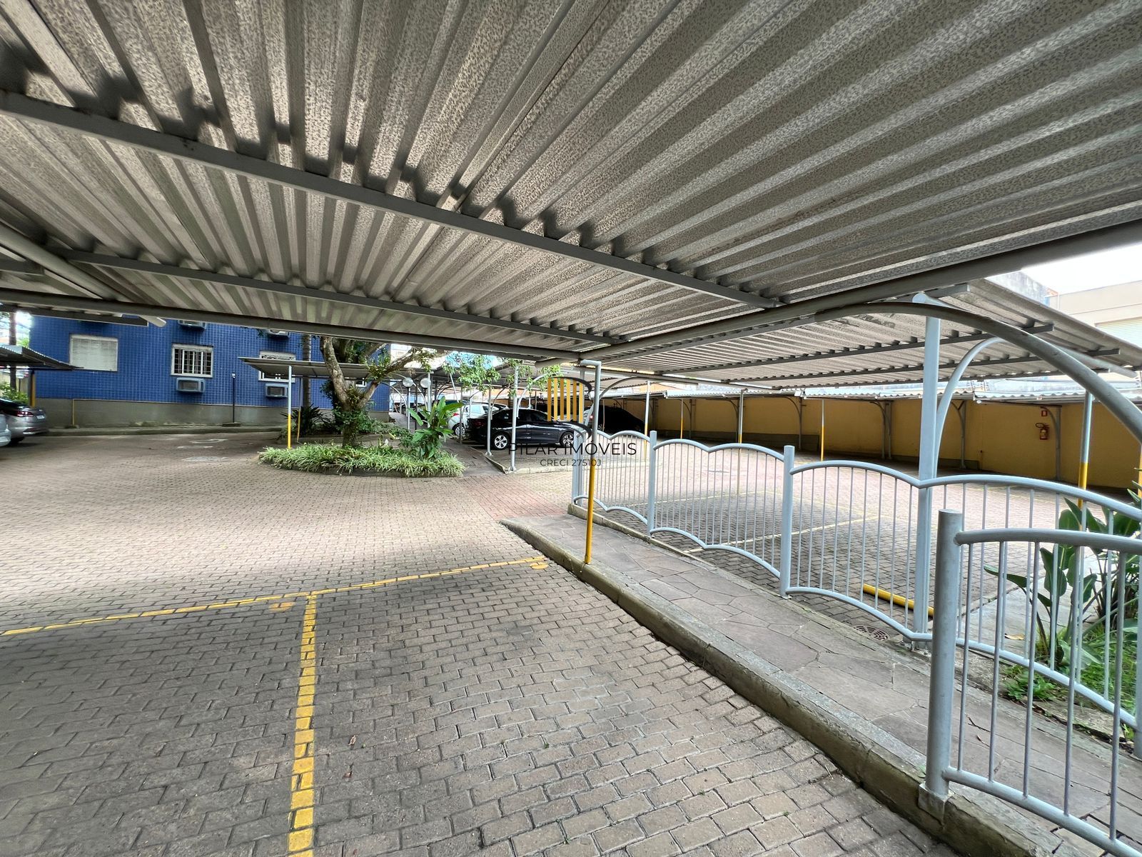 Apartamento 2 quartos com vaga escriturada Av. Cavalhada