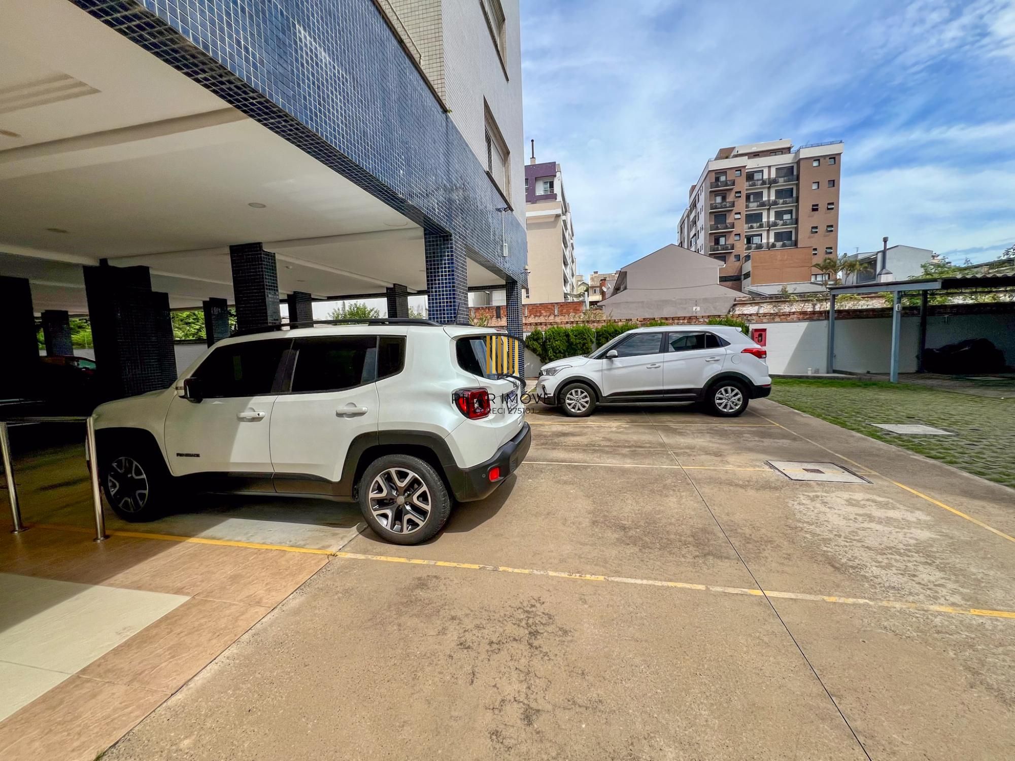 Apartamento 3 Dormitórios com Suíte e 2 Vagas na Tristeza, próximo ao barra shopping