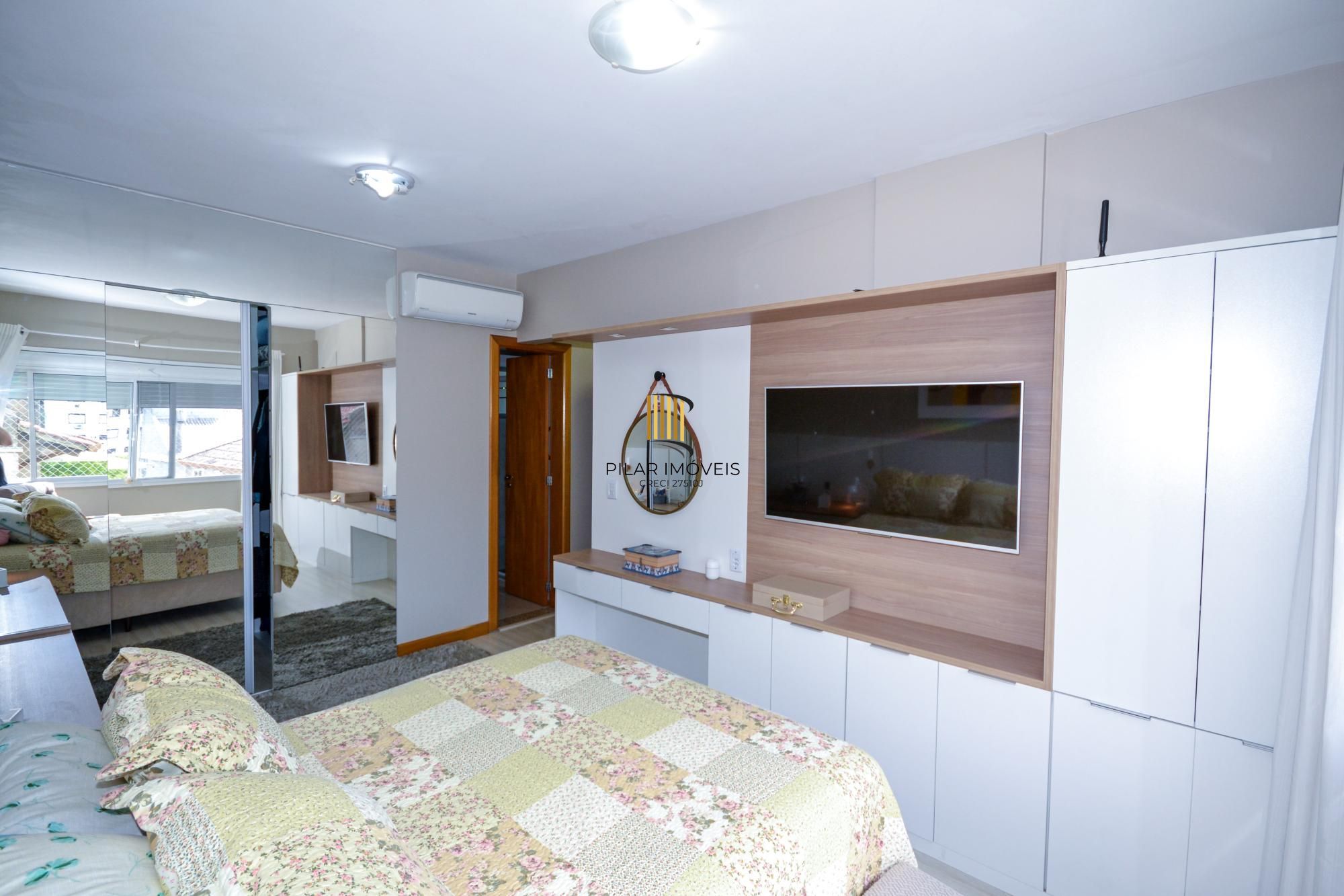 Apartamento 3 Dormitórios com Suíte e 2 Vagas na Tristeza, próximo ao barra shopping